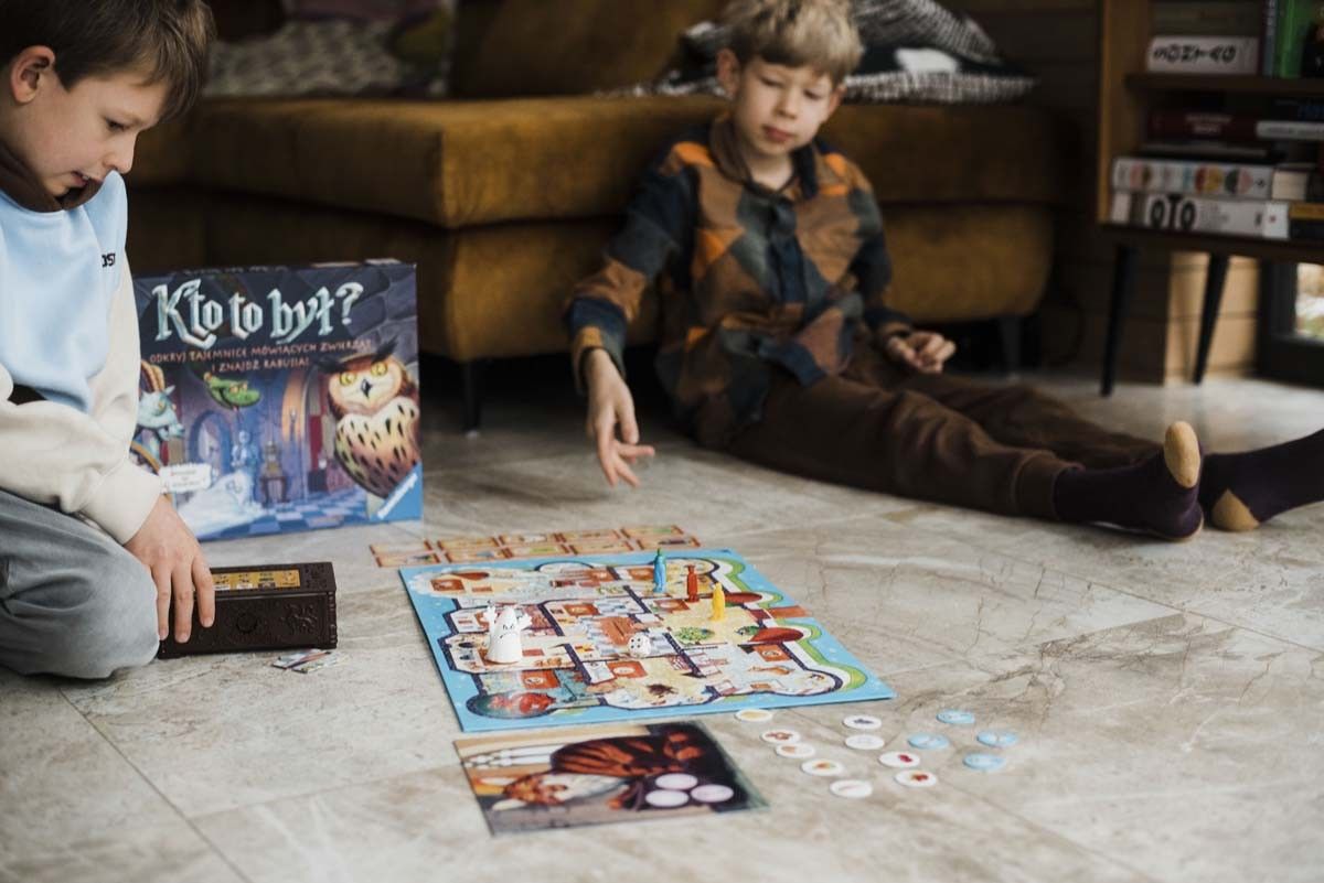 RAVENSBURGER Gra przygodowa Kto to był? 221363