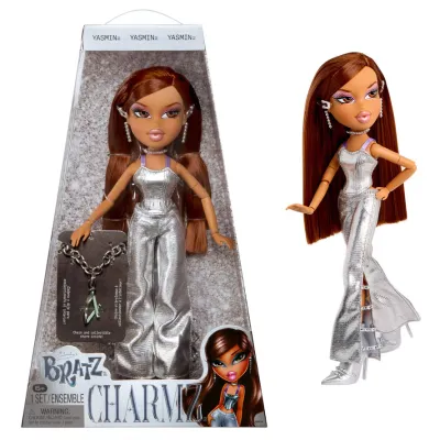 Lalka Bratz CHARMZ YASMIN Fashion Doll z bransoletką Charm 599340 HIT