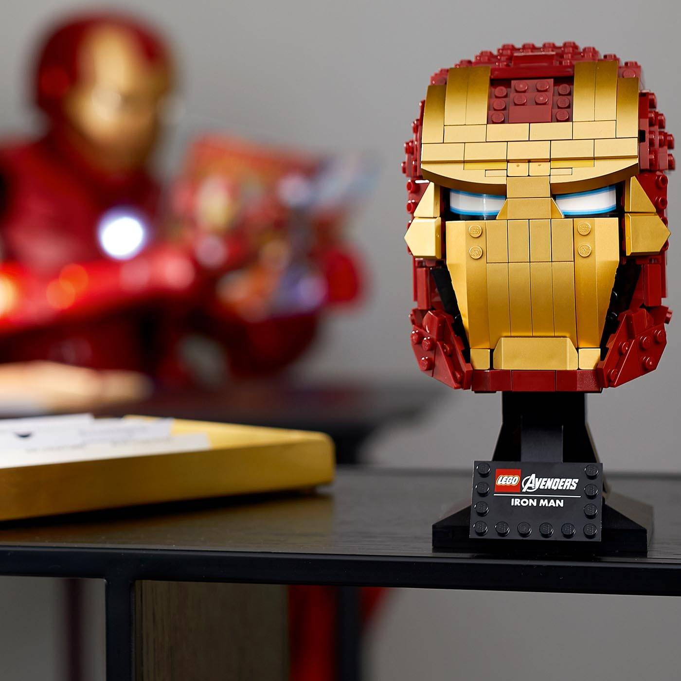 LEGO Super Heroes Hełm Iron Mana 76165
