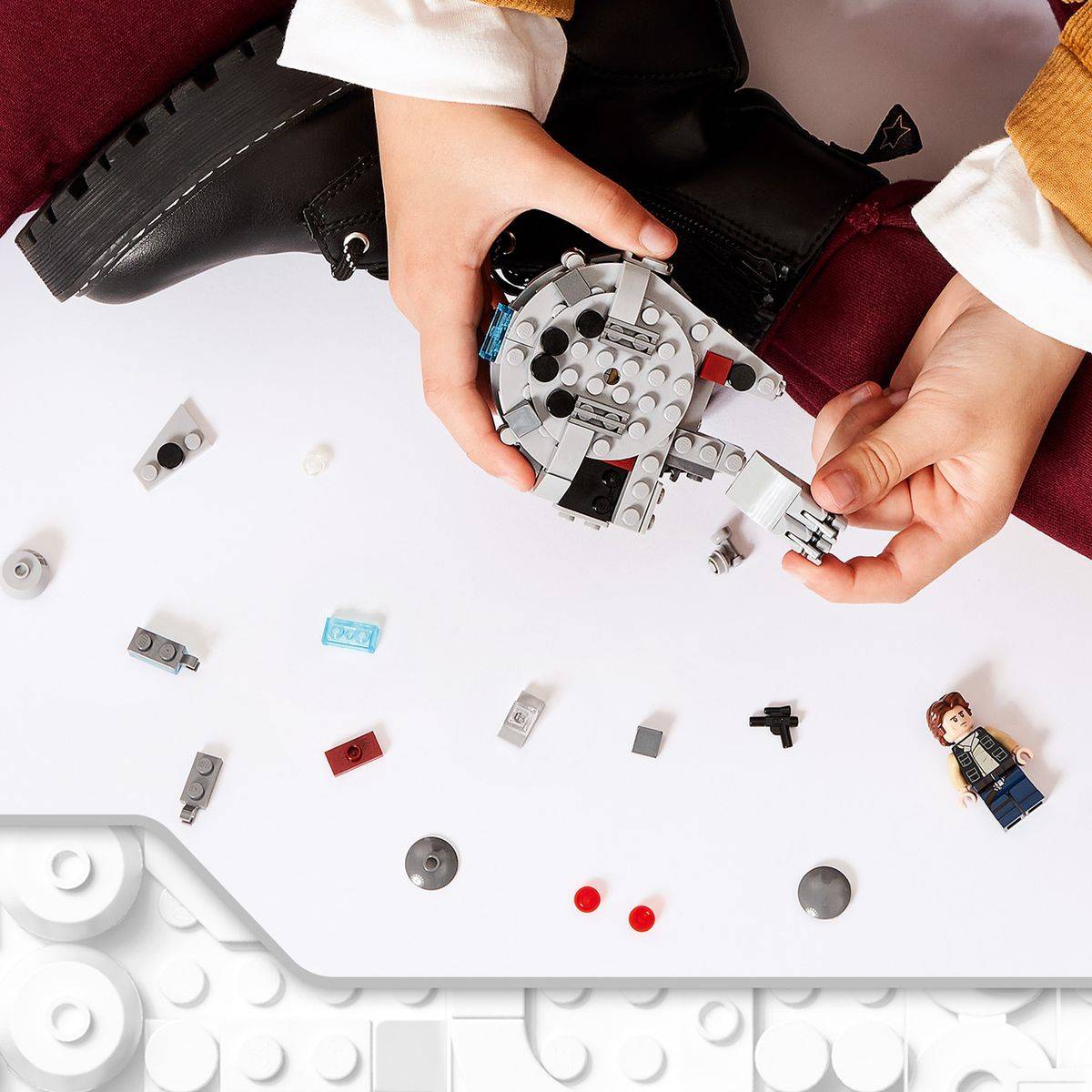 LEGO STAR WARS klocki Mikromyśliwiec Sokół Millennium 75295