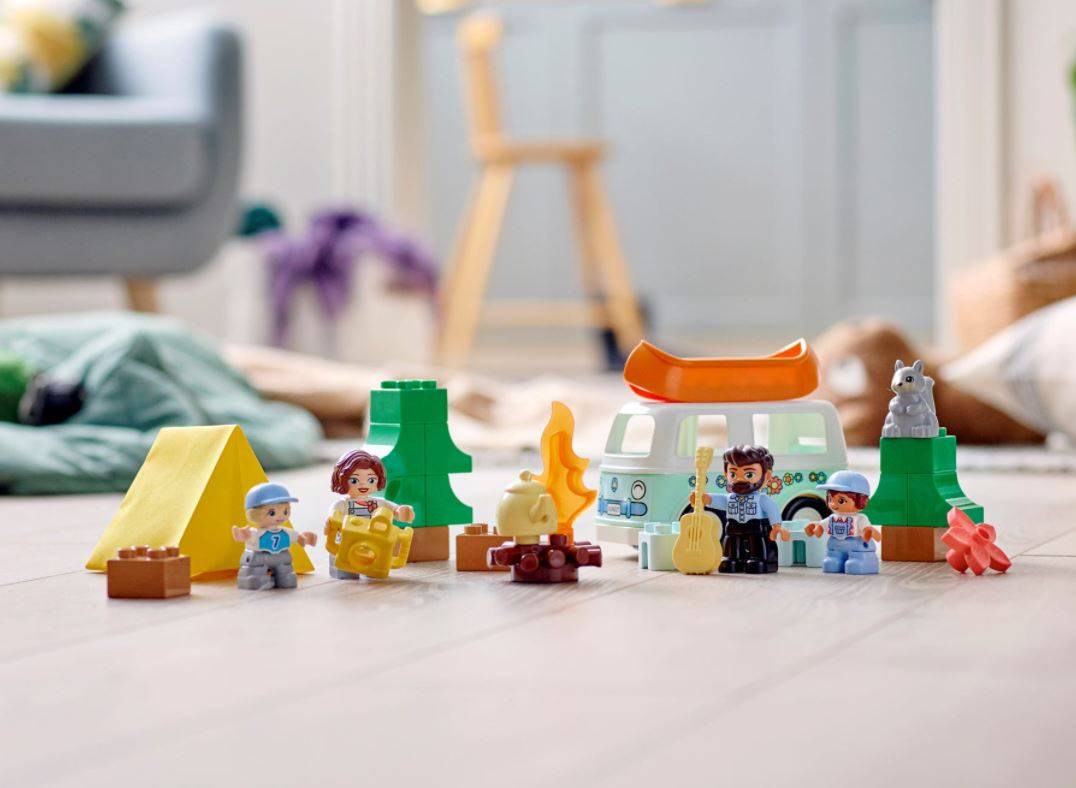 LEGO Duplo Rodzinne biwakowanie 10946