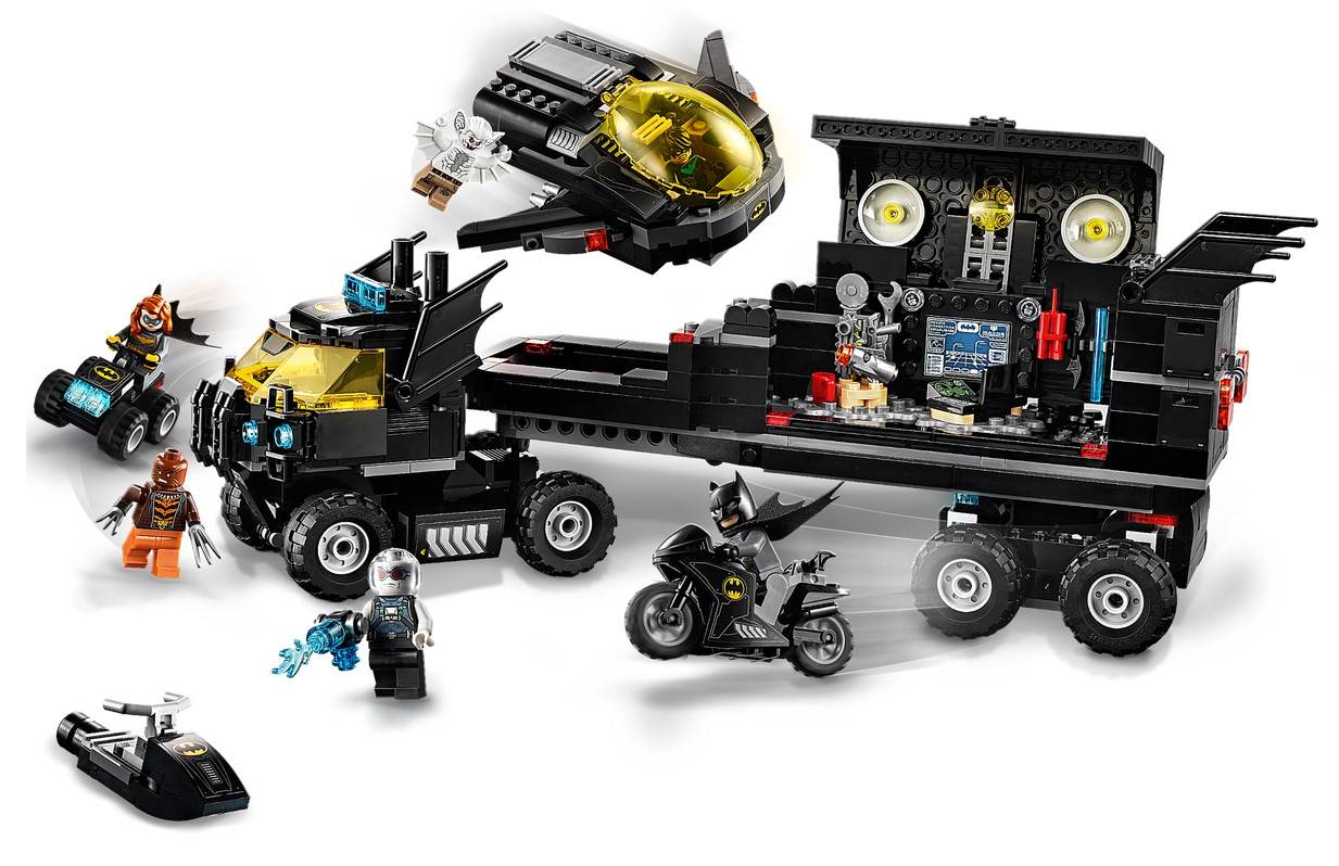 LEGO Batman Mobilna Baza Batmana 76160