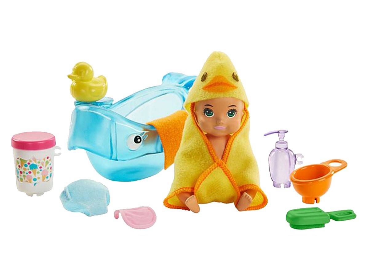 Barbie niemowlę w kąpieli